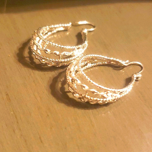 Sold Rare Style STERLING SILVER TWISTED ROPE FILIGREE HOOP EARRINGS - Picture 6 of 9